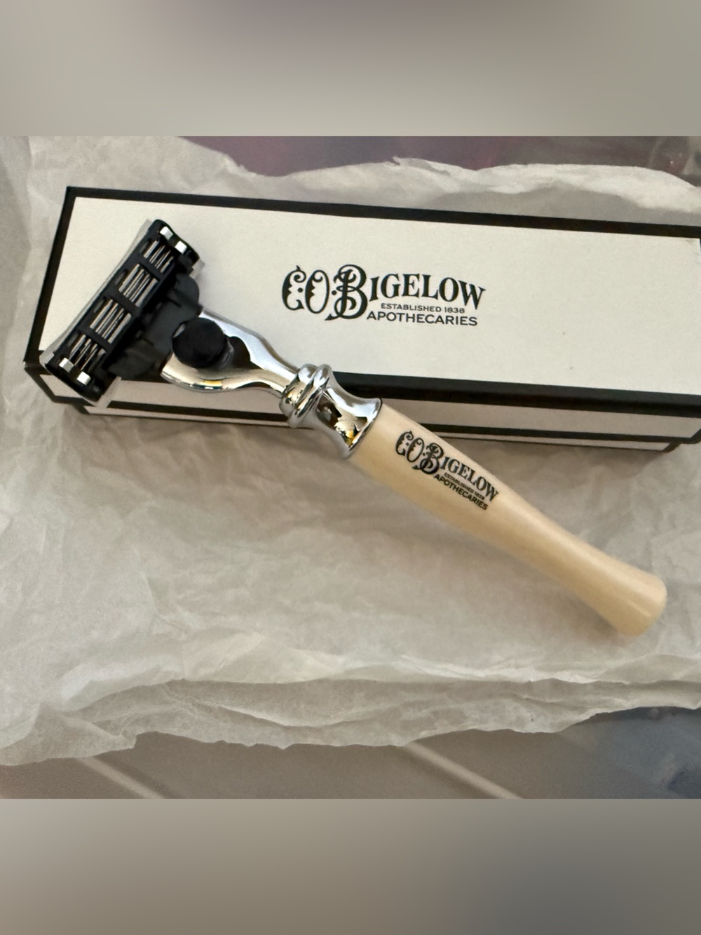 NEW C.O. Bigelow Premium Mach3 Razor - Ivory & Chrome